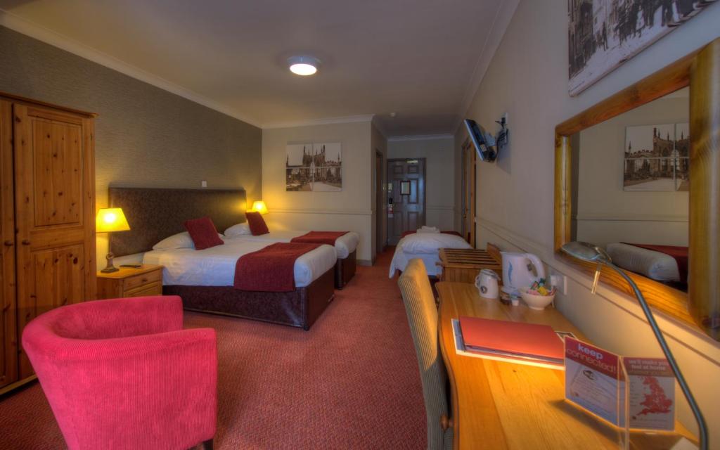 Old Mill by Chef & Brewer Collection - Resim 19