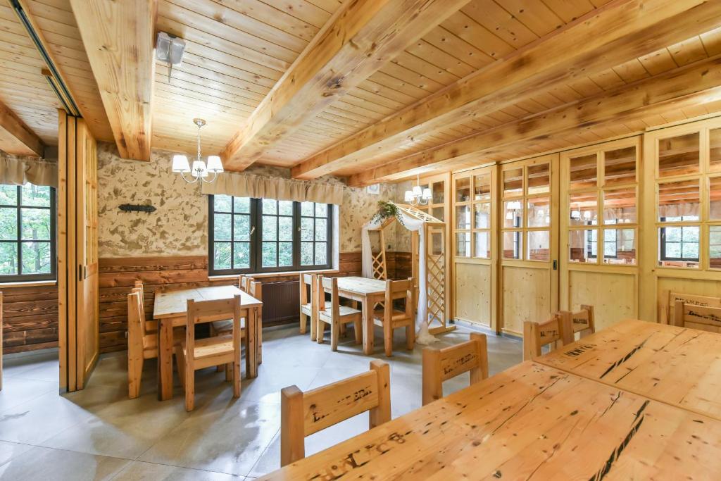 Fotografie z fotogalerie ubytování Chata Bramberk v destinaci Lučany nad Nisou