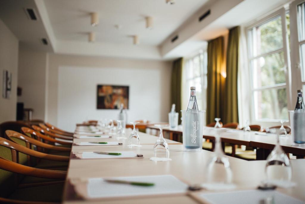 HK Hotel Düsseldorf City - Resim 10