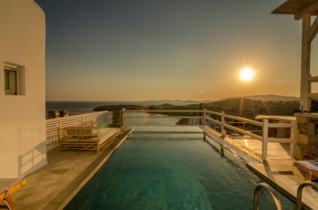Bazén v ubytování Eden View Suites & Villas nebo v jeho okolí