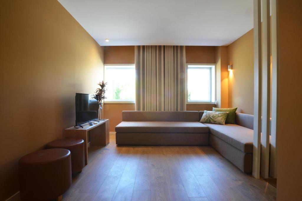 Spot Family Apartments - 5