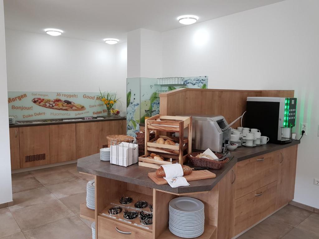 Príslušenstvo na prípravu kávy alebo čaju v ubytovaní Hotel Rimo