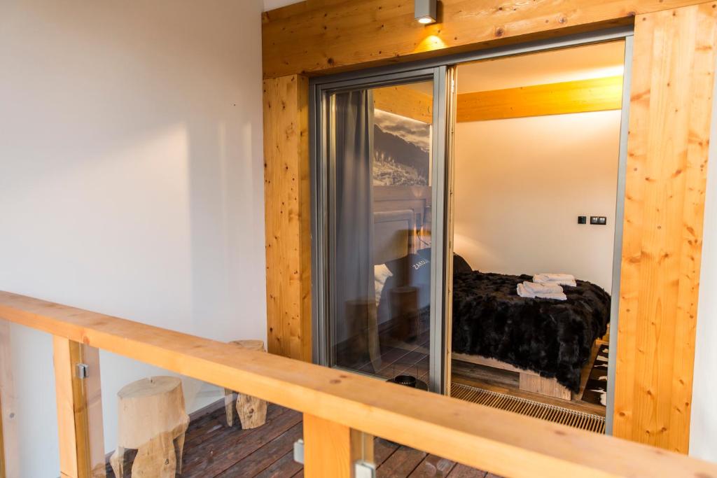 Fotografia z galérie ubytovania Apartament ZAKOLOVE pod Skocznią - Sauna , Jaccuzi , piękny taras v Zakopanom