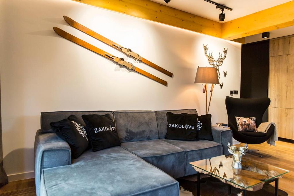 Posedenie v ubytovaní Apartament ZAKOLOVE pod Skocznią - Sauna , Jaccuzi , piękny taras