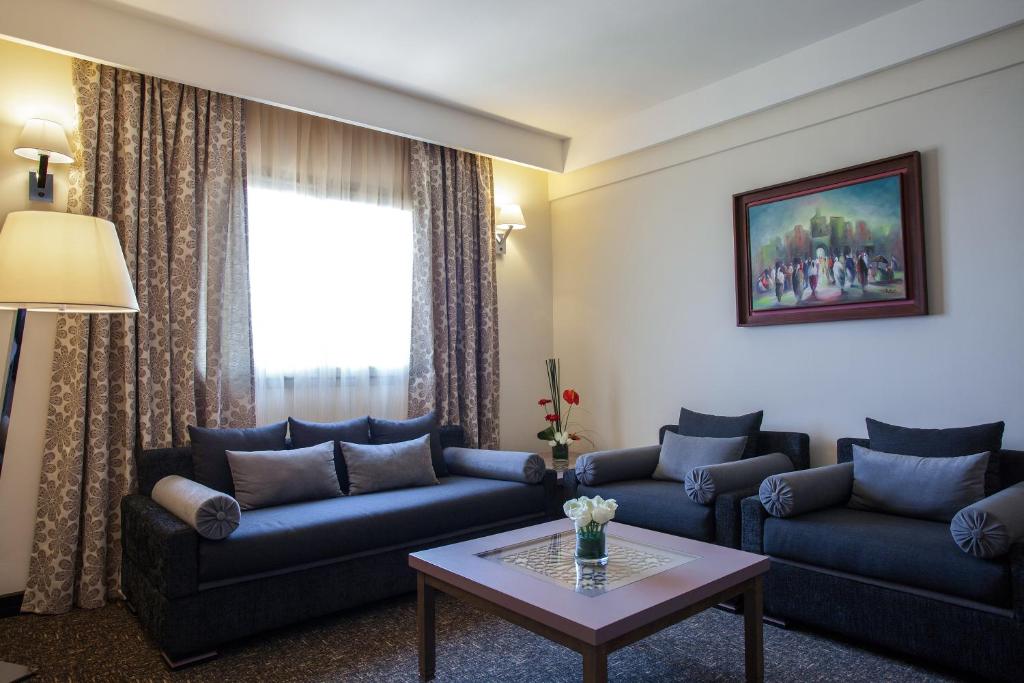 Sky Casa Airport - Junior Suite