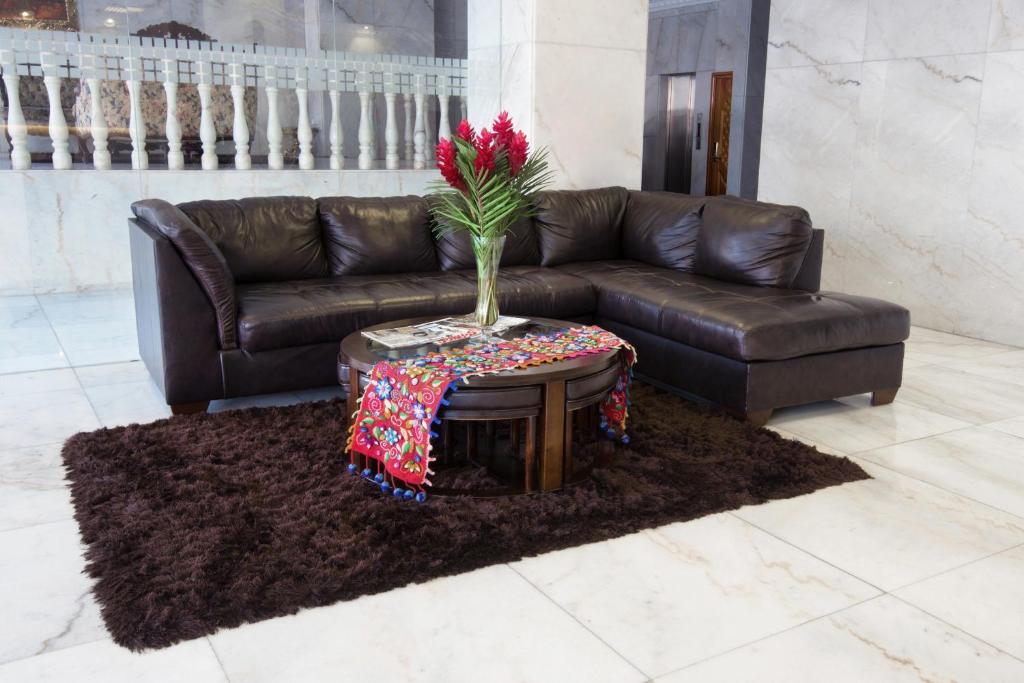 Istumisnurk majutusasutuses Luxury Inkari Hotel