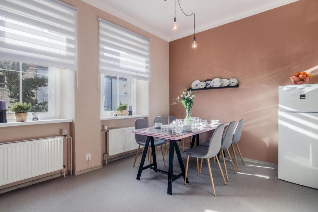 APT with sunny garden Prague by Michal&Friends - Two-Bedroom Apartment