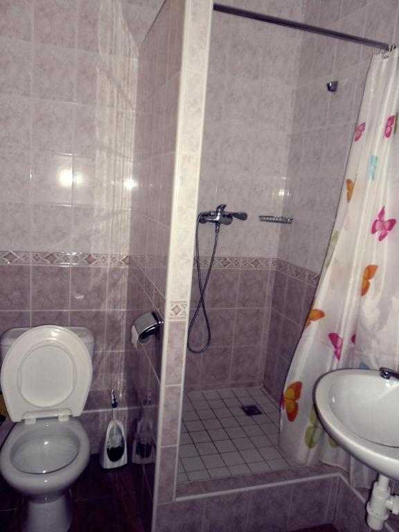 Koupelna v ubytování K-plus penzión