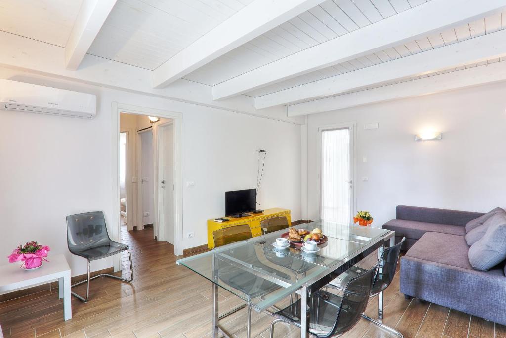 Posezení v ubytování Hotel La Pineta