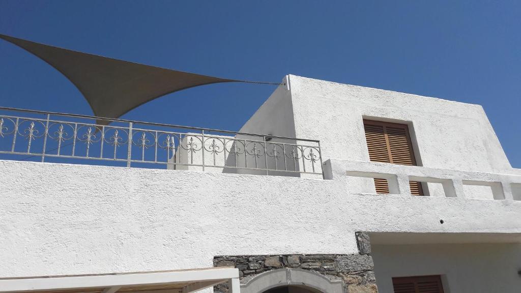 Balkón nebo terasa v ubytování Elounda Island Villas
