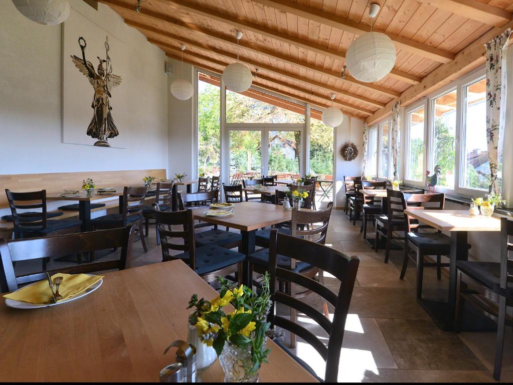Restaurace v ubytování Am Paradies