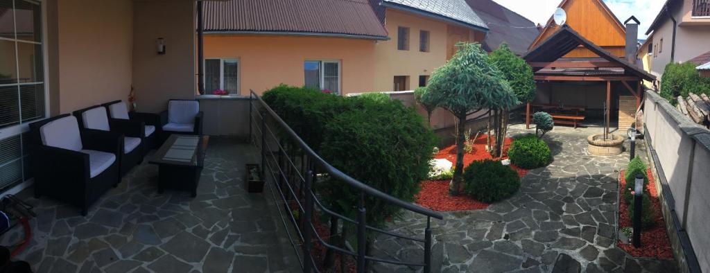 Budova, kde se prázdninový dům nachází
