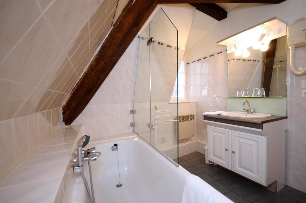 La Cour du Bailli Suites & Spa – photo 45