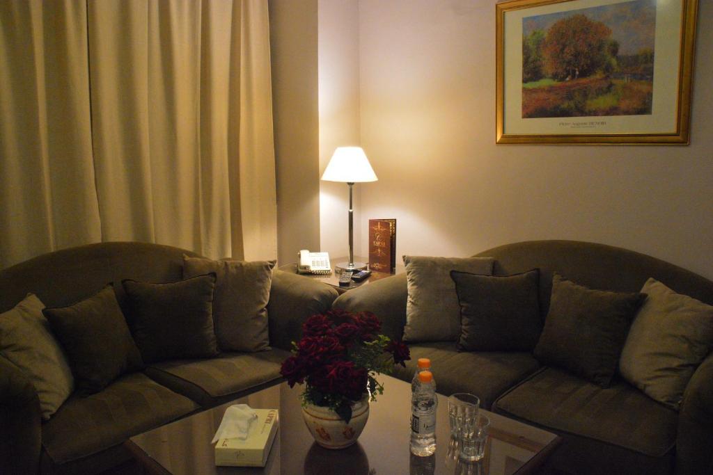 Posezení v ubytování Capri Hotel Suites