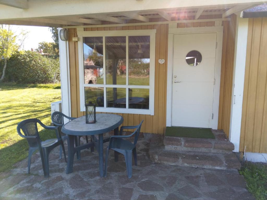Patio nebo venkovní prostory v ubytování Kvarngården Natur Resort
