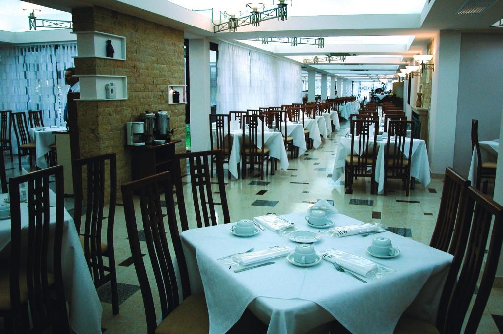 Restaurace v ubytování Hotel Doina