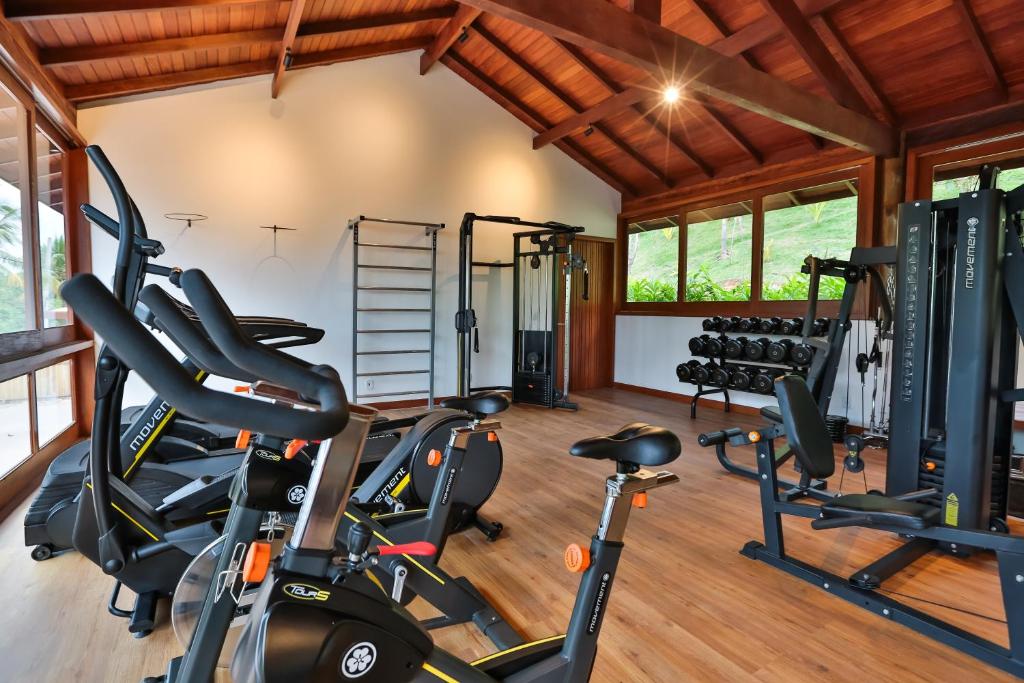 Fitness centrum a/nebo fitness zařízení v ubytování Kûara Hotel