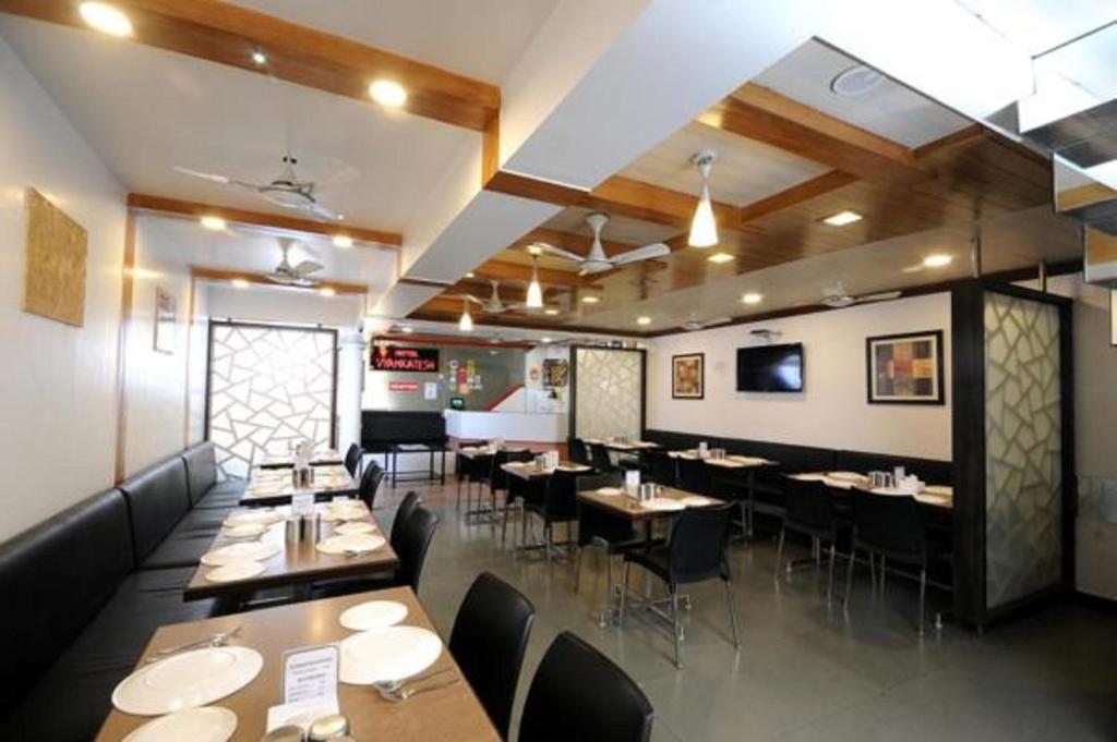 Galeriebild der Unterkunft Hotel Vyankatesh & Pure Veg Restaurant in Mahabaleshwar