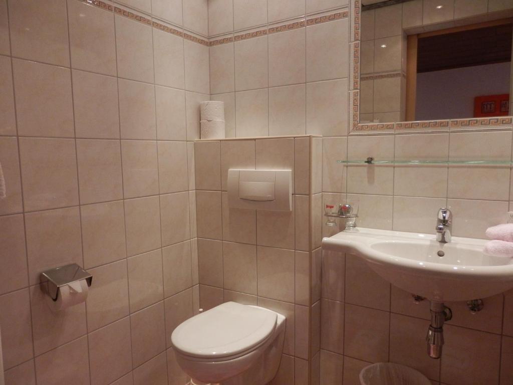 Hotel Alpenfrieden - 6