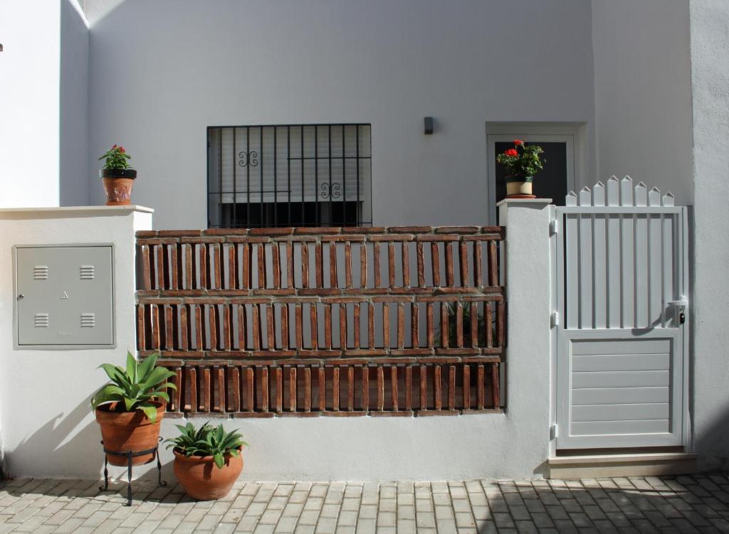 Apartamentos Angelita Plaza Beach - 5