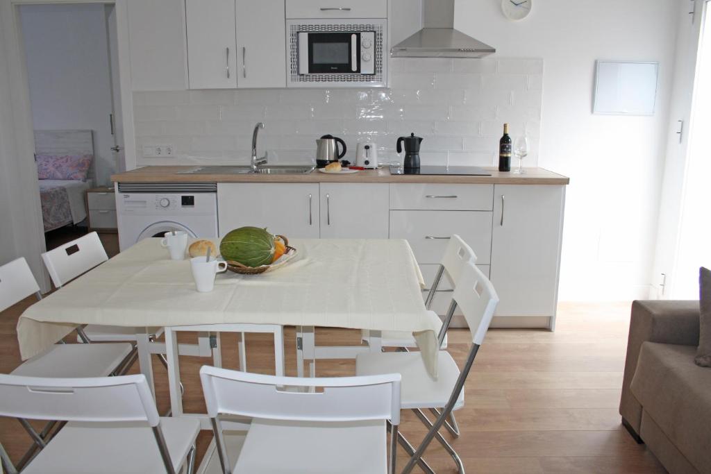 Apartamentos Angelita Plaza Beach - 9