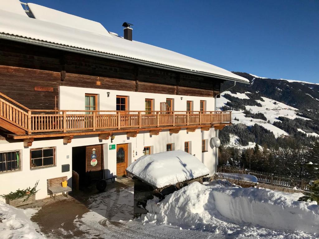 Nespecifikovaný výhled na hory nebo výhled na hory při pohledu z apartmánu