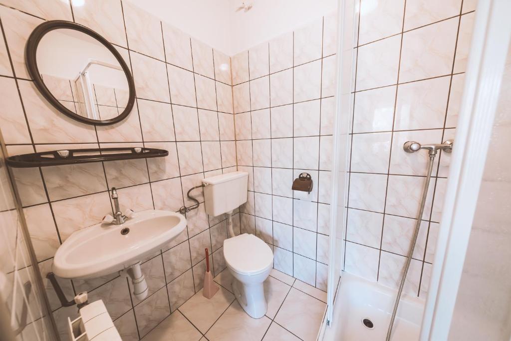 Hostel & Apartments u Florka 2 - 5