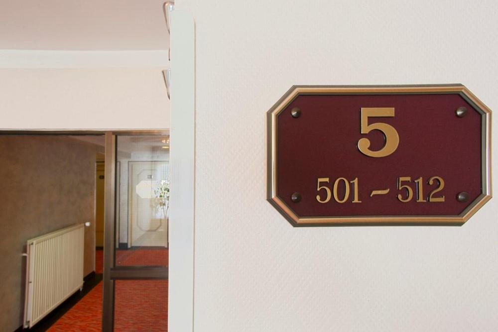 Certifikát, hodnocení, plakát nebo jiný dokument vystavený v ubytování Hotel Senator Hamburg