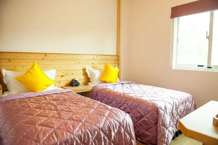 Hot Spring Hill B&B - Dwin Room