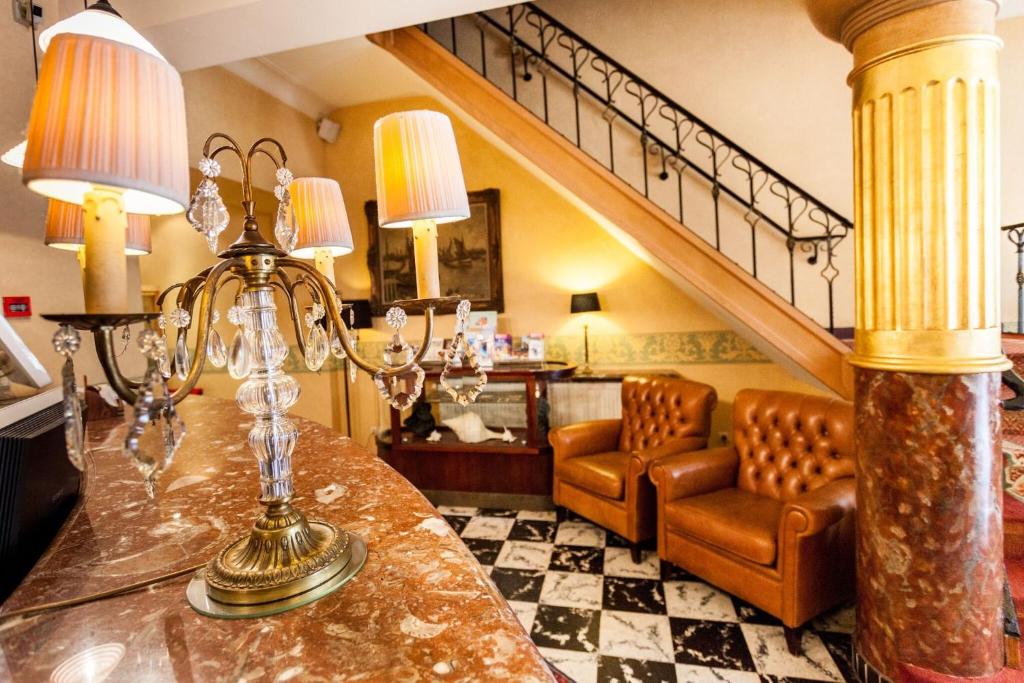 Posezení v ubytování Avenue Hotel by F-Hotels