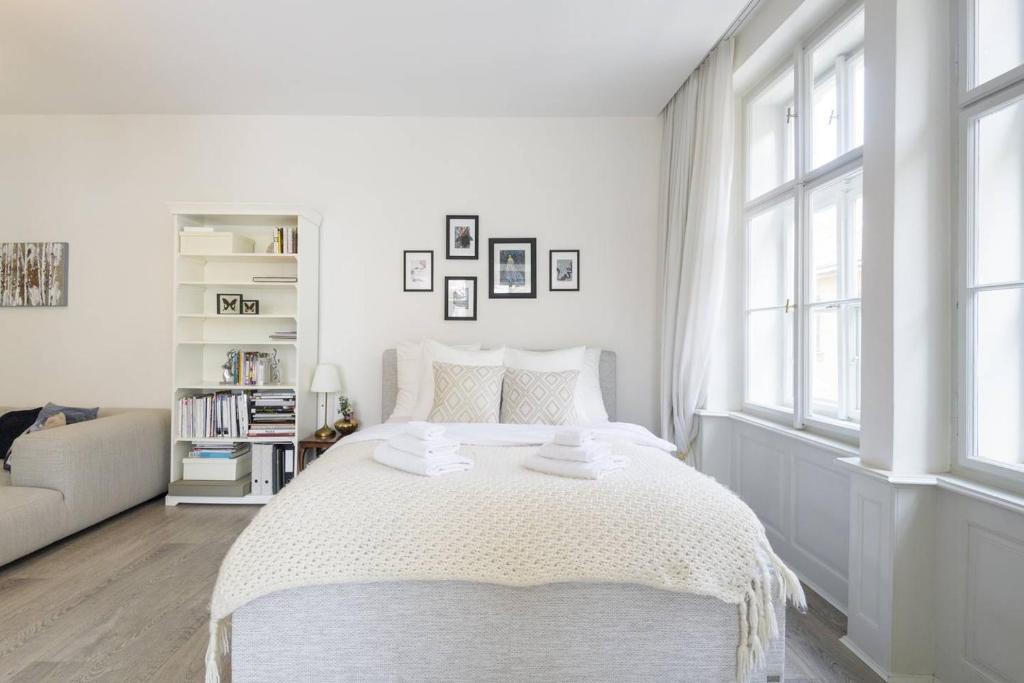 Stylish, Light-Filled Home in the Historic Center