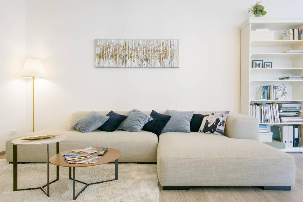 Stylish, Light-Filled Home in the Historic Center