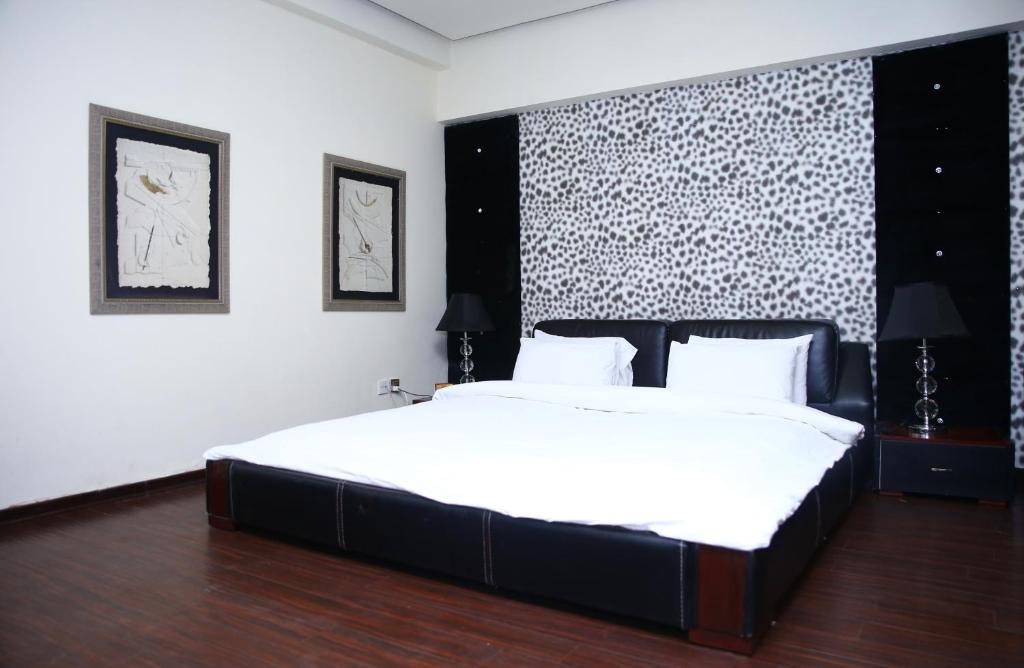 Safari Club 1 - Deluxe Zimmer Mit Kingsize-Bett
