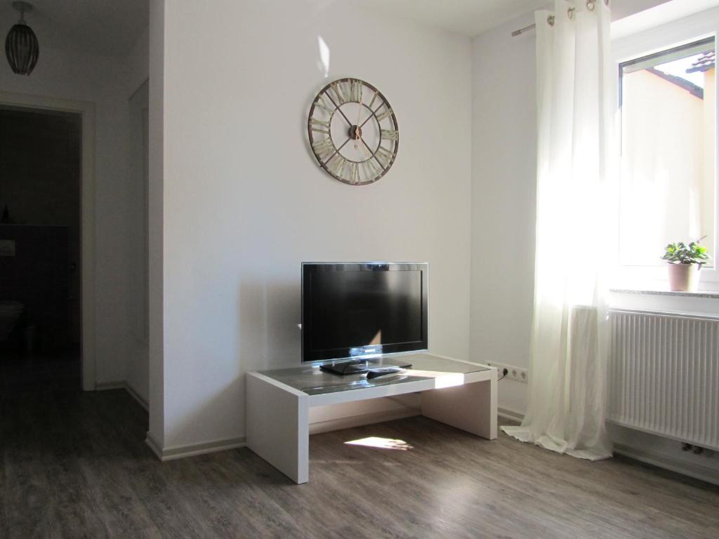 Dilger Apartments - 15