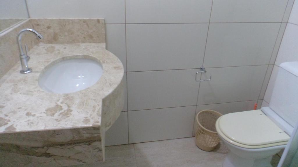  CASA CONDOMÍNIO FECHADO