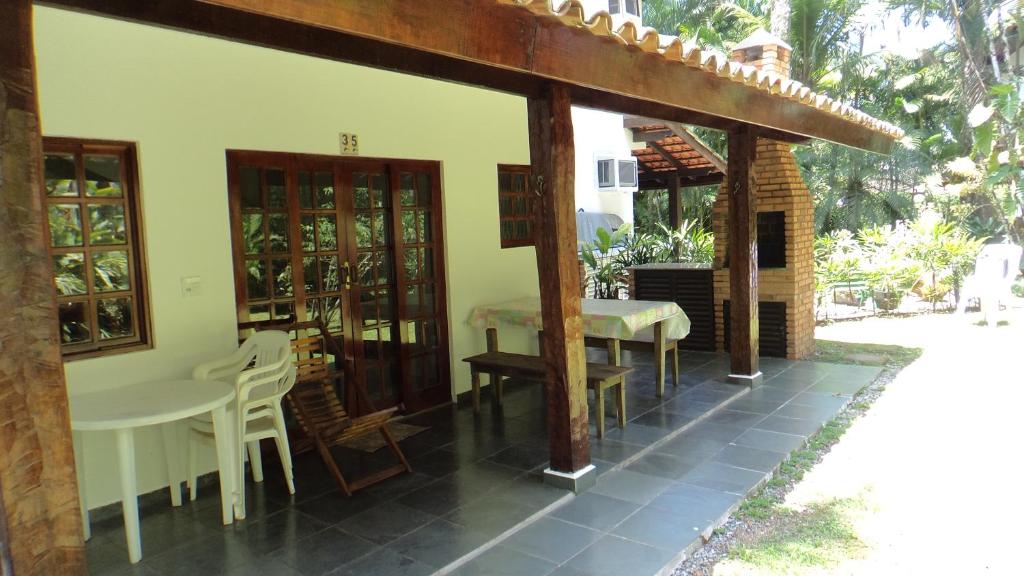  CASA CONDOMÍNIO FECHADO