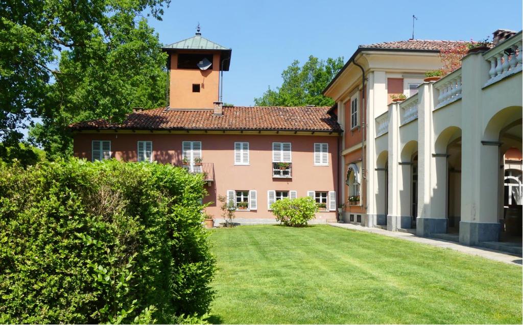 Ogród w obiekcie Villa Fiorita