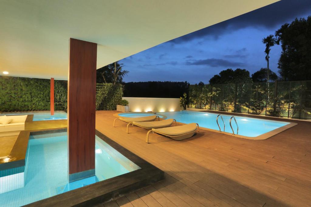 Bazén v ubytování Le Villagio Resort & Domes nebo v jeho okolí
