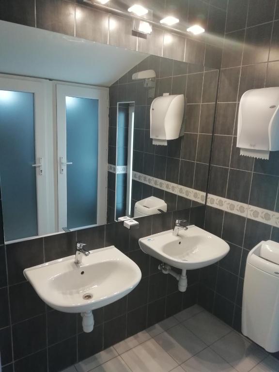 Koupelna v ubytování Hostel Eva