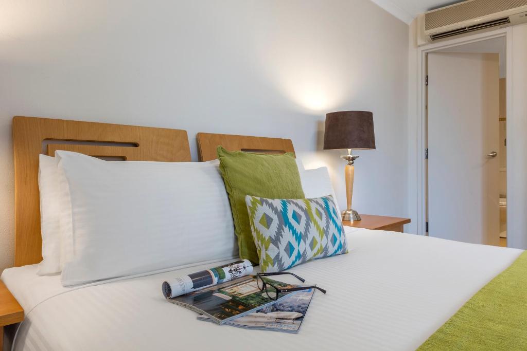 Nesuto Chippendale - Resim 14