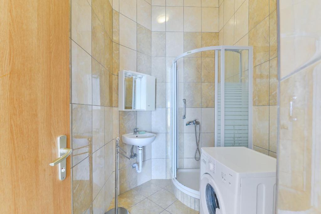 Koupelna v ubytování Apartments Lavanda
