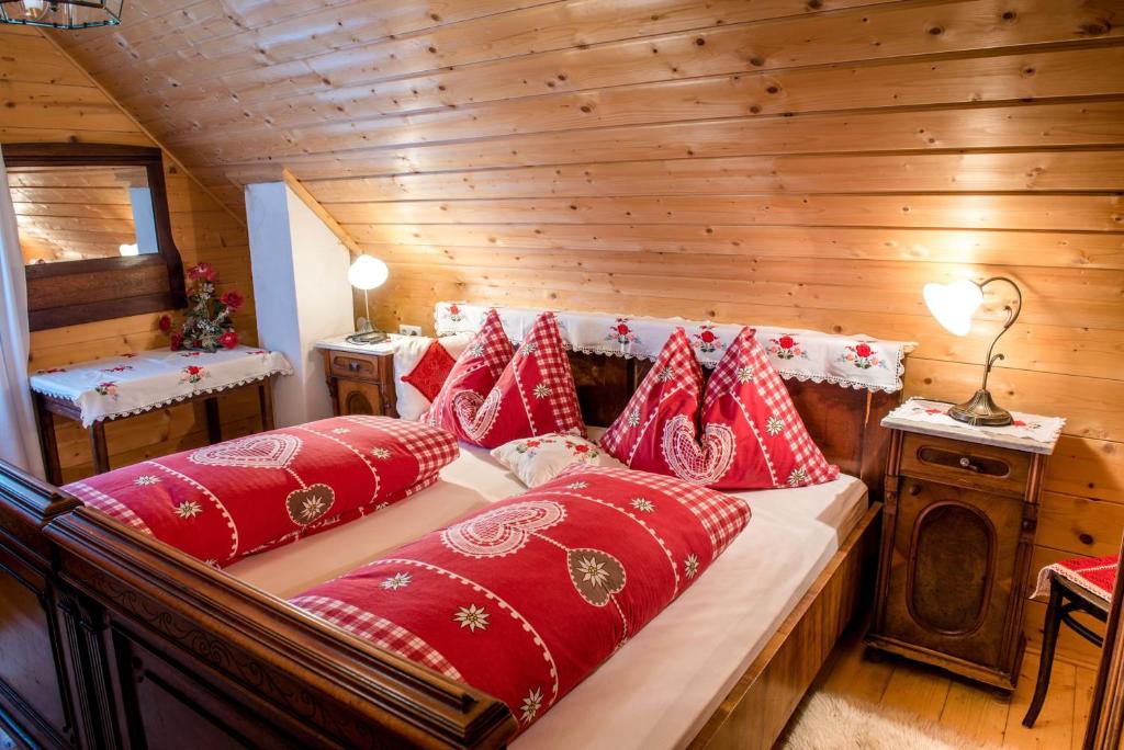 Postel nebo postele na pokoji v ubytování Hütte zum Verlieben