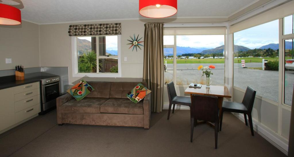 Posezení v ubytování Wanaka View Motel