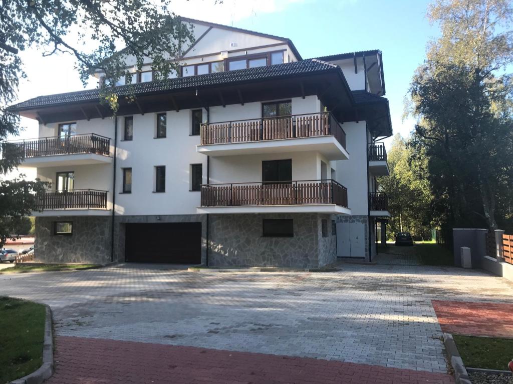 The building in which Az apartmant is located