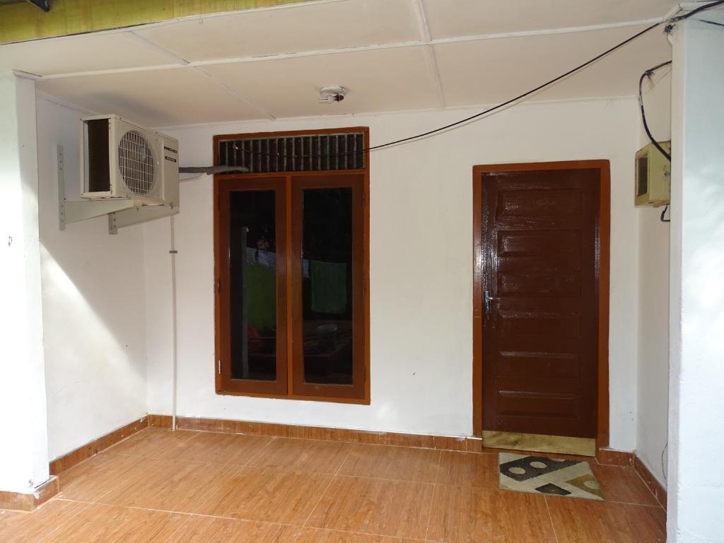 Manjula Luxury Apartment - One-Bedroom Apartment
