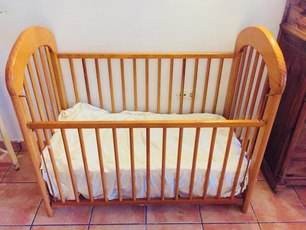 Postel nebo postele na pokoji v ubytování CASA RURAL DE ENSUEÑO