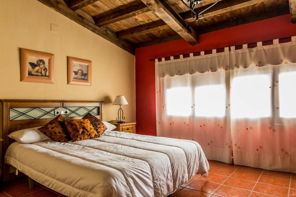 Casa Rural Caseta de los Camineros - Casa De Tres Habitaciones