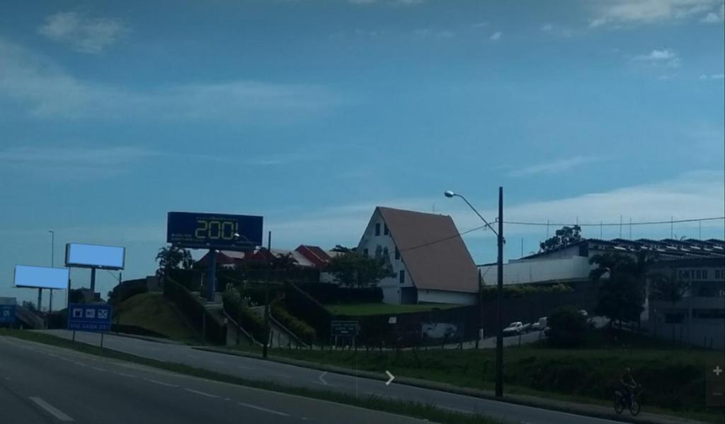  Motel 2001 (Adults Only)