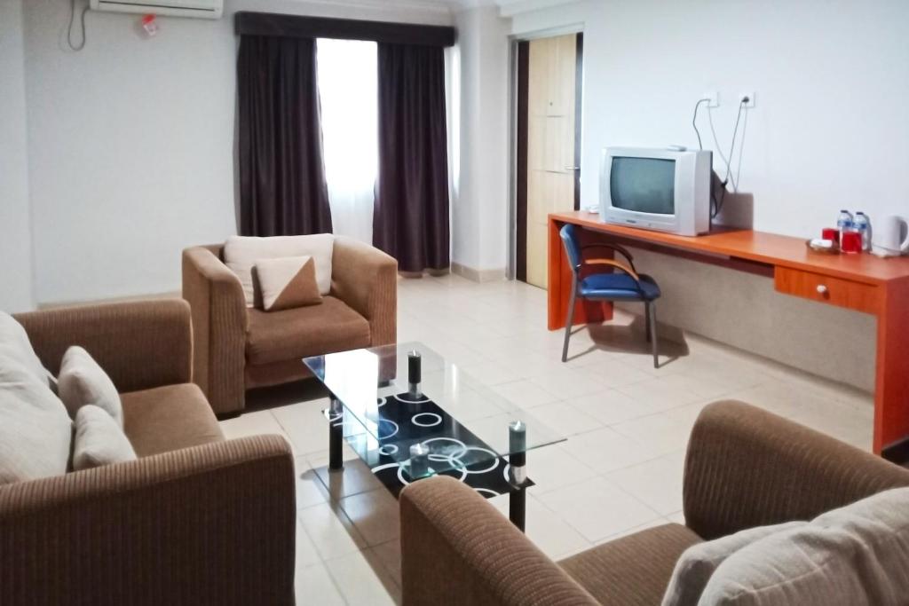 Posezení v ubytování University Hotel Yogyakarta