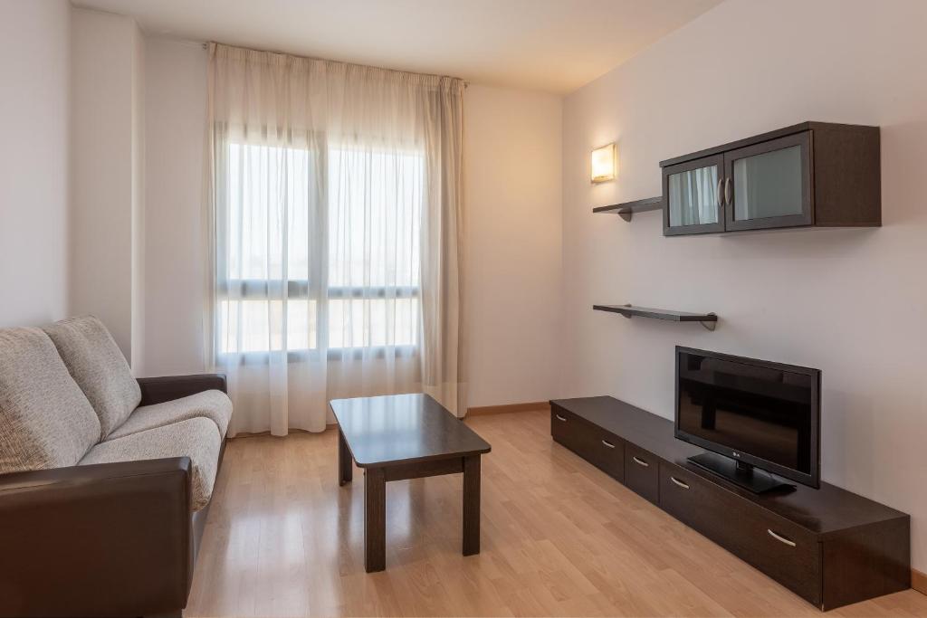 Madrid Airport Suites, Affiliated by Meliá - Resim 33